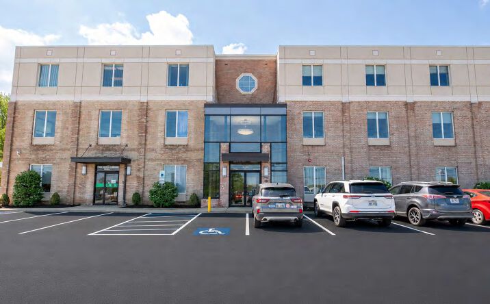 Pictures of Office property located at 24441-24481 Detroit Road, Westlake, OH 44115 for sales - image #1