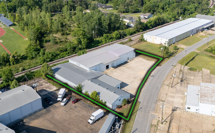 Pictures of Industrial, Mixed Use property located at 2920 COMMERCE ST, MONROE, LA 71201-7204 for sales - image #1