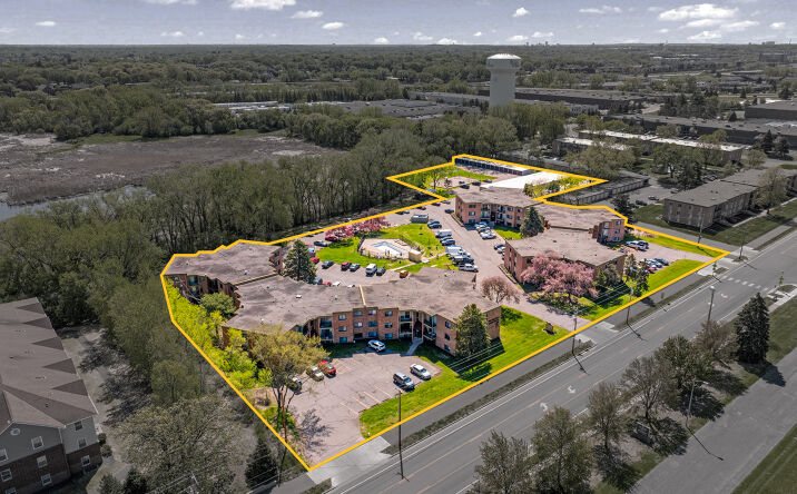 Pictures of Multifamily property located at 373 Old Highway 8 Northwest, New Brighton, MN 55112 for sales - image #1