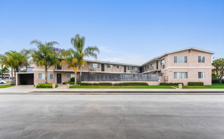 Pictures of Multifamily property located at 5245 VIA SAN DELARRO ST, LOS ANGELES, CA 90022 for sales - image #1