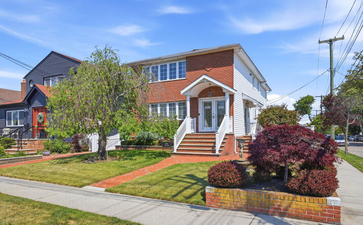 Pictures of Multifamily property located at 98-19 160th Avenue, Howard Beach, NY 11414 for sales - image #1