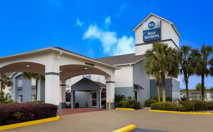 Pictures of Hospitality property located at 610 Martin Luther King Jr Cir Dr, Morgan City, LA 70380 for sales - image #1