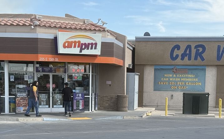 Pictures of Retail property located at 205 East 15th Street, Imperial, CA 92251 for sales - image #1