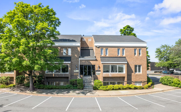 Pictures of Office property located at 3815 Plaza Dr, Fairfax, VA 22030, 3823 Plaza Dr, Fairfax, VA 22030 for sales - image #1