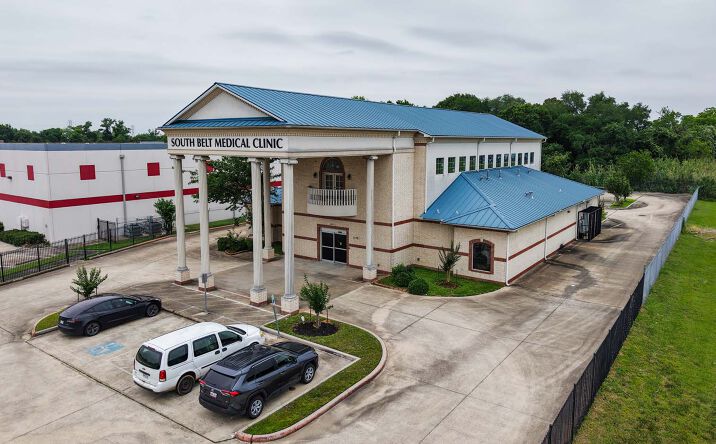 Pictures of Office property located at 11721 Fuqua St, Houston, TX 77034 for sales - image #1