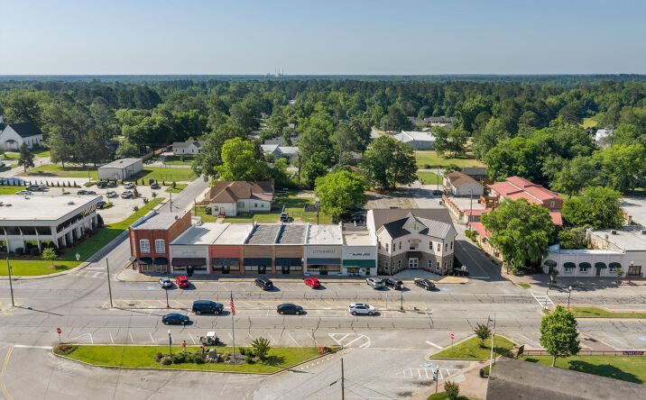 Pictures of Business for Sale, Office, Retail property located at 208 Broad Street, Wrens, GA 30833 for sales - image #1