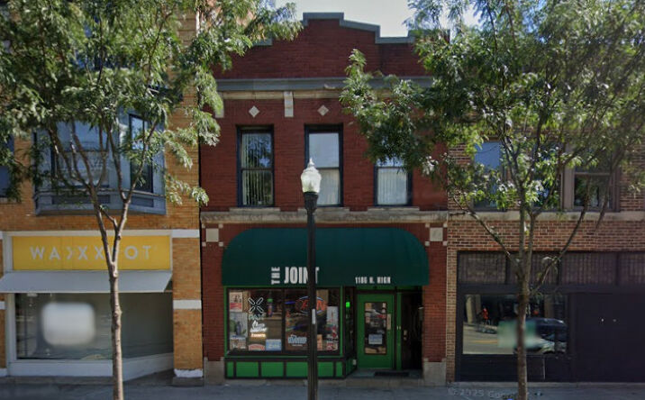 Pictures of Retail, Multifamily property located at 1186 N HIGH ST, COLUMBUS, OH 43201-2411 for sales - image #1