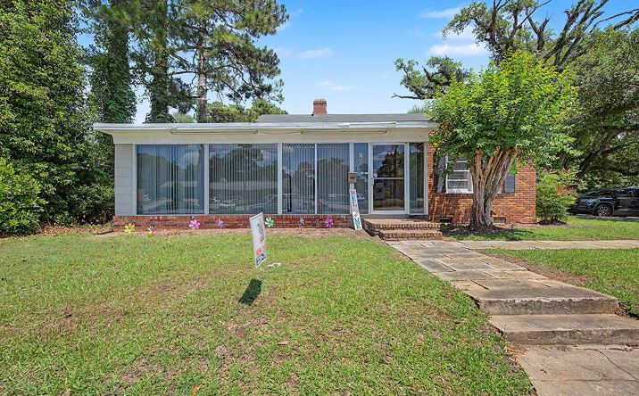 Pictures of Special Purpose property located at 700 Slappey Blvd N, Albany, GA 31707 for sales - image #1