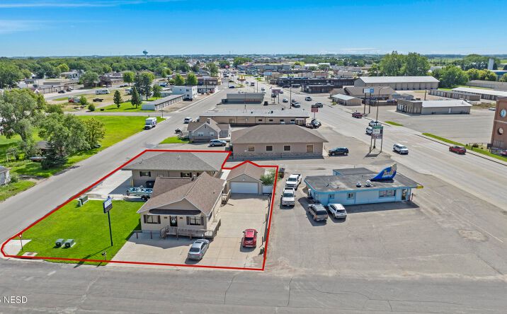 Pictures of Retail, Office, Mixed Use property located at 804 2 ST SE + 208 8 AVE SE, WATERTOWN, SD 57201 for sales - image #1