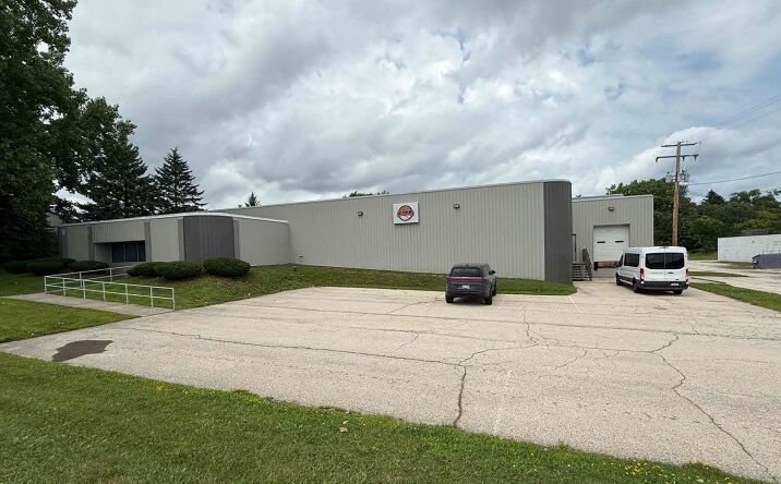 Pictures of Industrial property located at 4726 6 Mile Road, Caledonia, WI 53402-9564 for sales - image #1