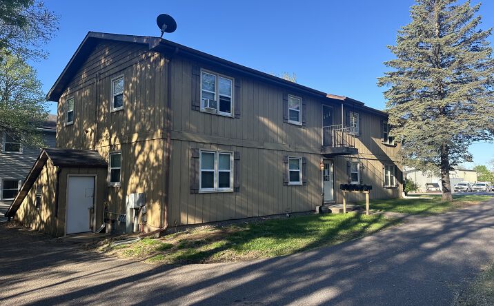 Pictures of Multifamily property located at 615 Mount Nemo Avenue, Eau Claire, WI 54703 for sales - image #1