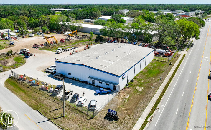 Pictures of Retail property located at 100 Weber Avenue, Leesburg, FL 34748 for sales - image #1