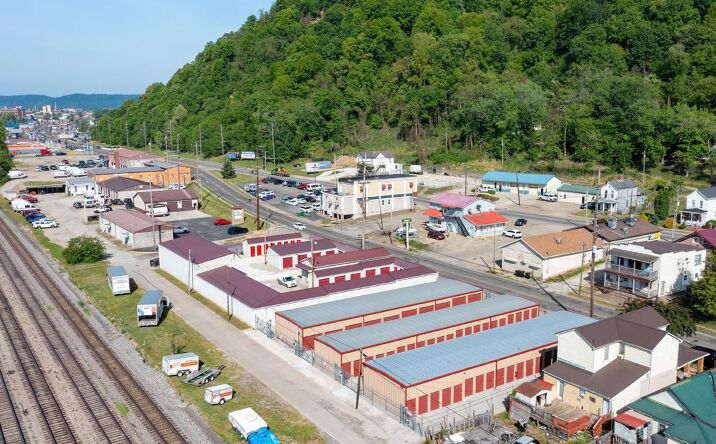 Pictures of Self Storage property located at 22910-2028 Walnut St, Portsmouth, OH 4566, 1510 7th Street, Portsmouth, OH 45662, 22910-2028 Walnut St, Portsmouth, OH 4566 for sales - image #1