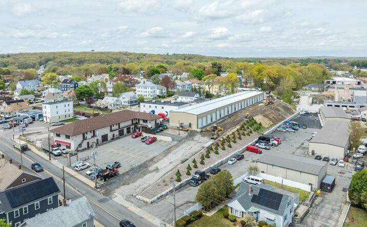 Pictures of Industrial property located at 579 Weeden Street, Pawtucket, RI 02860 for sales - image #1