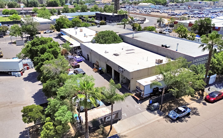 Pictures of Industrial property located at 2152 N. Briarwood Ave, Fresno, CA 93705 for sales - image #1