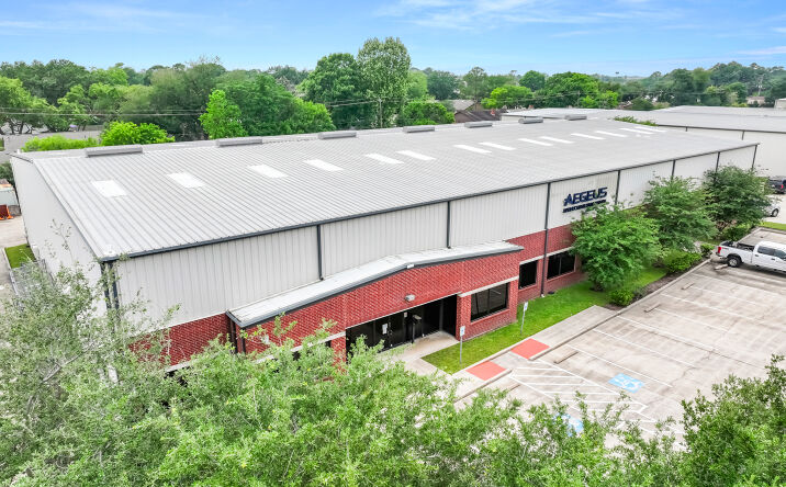 Pictures of Industrial property located at 11801 S Sam Houston Pkwy W, Houston, TX 77031 for sales - image #1