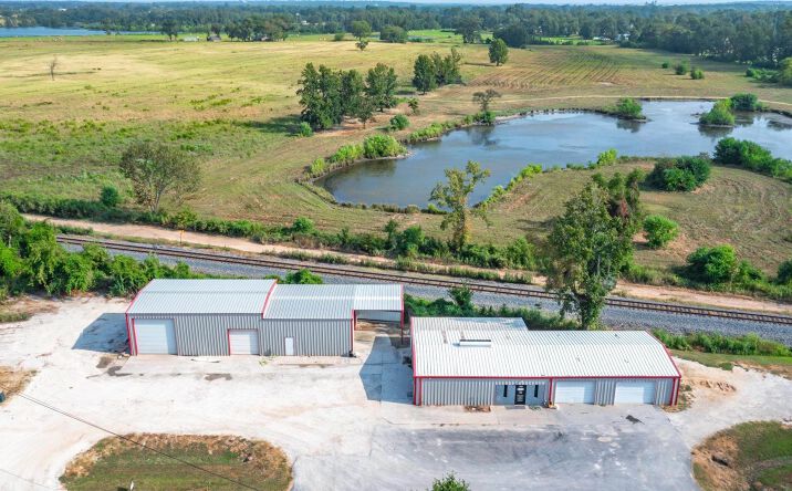 Pictures of Office, Mixed Use, Industrial property located at 702 Blackjack Street, Winnsboro, TX 75494 for sales - image #1