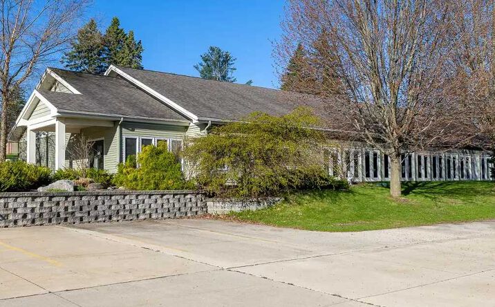 Pictures of Hospitality, Special Purpose property located at 4301 Canal Avenue Southwest, Grandville, MI 49418 for sales - image #1