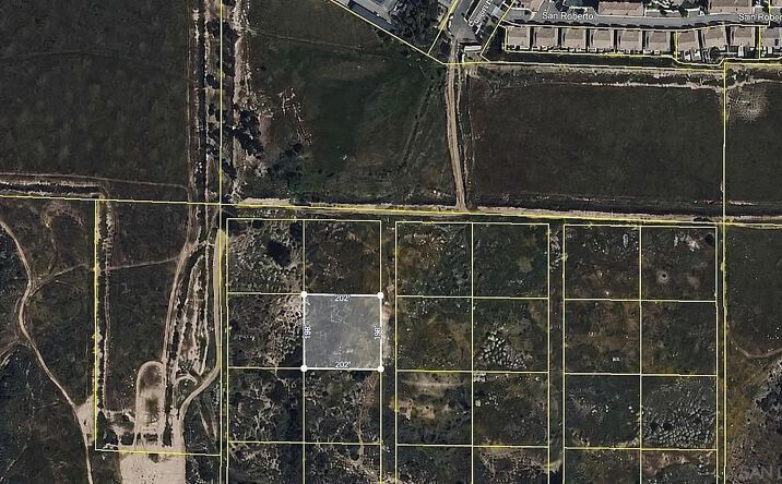 Pictures of Land property located at Dillons Truck Trl Unit 54, San Diego, CA 92154 for sales - image #1