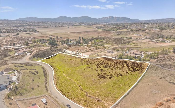 Pictures of Land property located at Lindsay Cir, Temecula, CA 92592 for sales - image #1