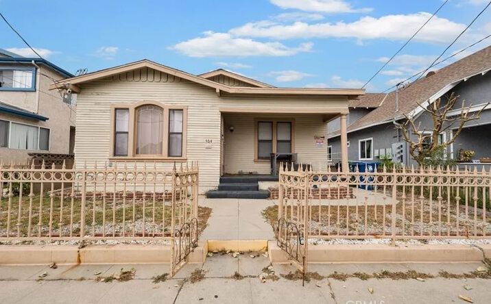 Pictures of Multifamily property located at 362 W 11th, San Pedro, CA 90731 for sales - image #1
