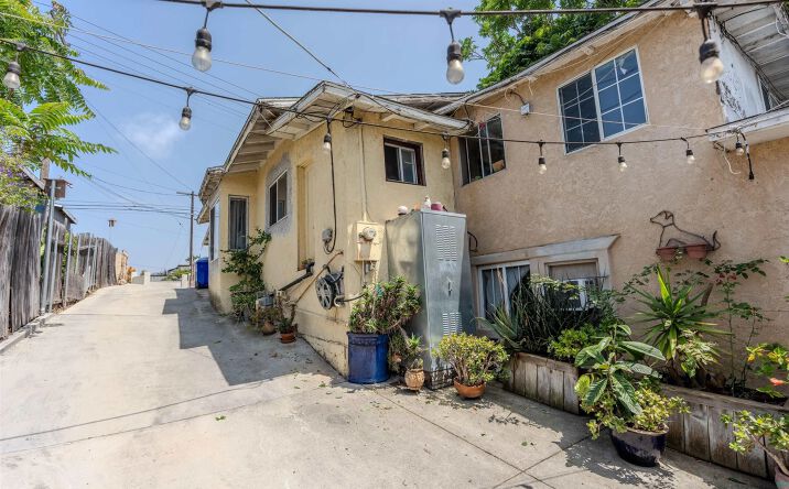 Pictures of Multifamily property located at 290 35th St, San Diego, CA 92102 for sales - image #1