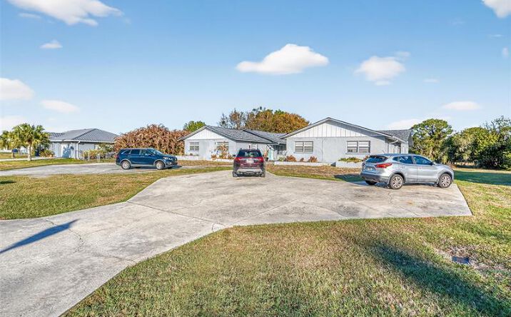 Pictures of Multifamily property located at 6213 Candler Terrace, Sebring, FL 33876 for sales - image #1