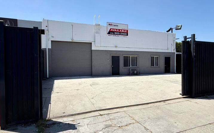 Pictures of Industrial property located at 14768 Calvert St, Los Angeles, CA 91411 for sales - image #1