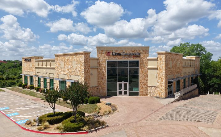 Pictures of Office property located at 2001 Northeast Green Oaks Boulevard, Arlington, TX 76006 for sales - image #1