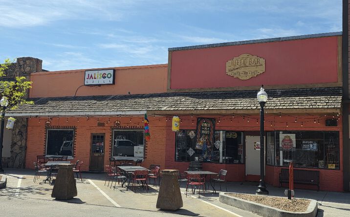 Pictures of Retail, Hospitality property located at 127 East 3rd Street, Rifle, CO 81650 for sales - image #1