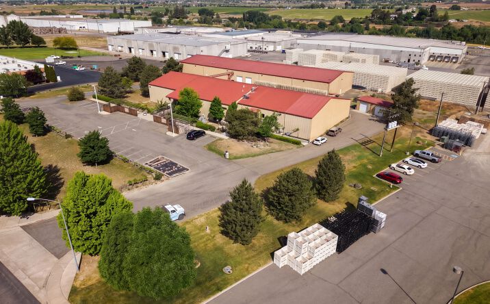 Pictures of Retail, Industrial property located at 2890 Lee Road, Prosser, WA 99350 for sales - image #1