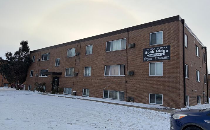 Pictures of Multifamily property located at 1209 20th St, Moorhead, MN 56560 for sales - image #1