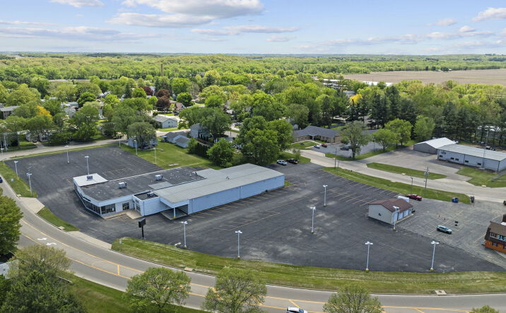 Pictures of Business for Sale, Retail, Mixed Use property located at 601 Gale Street, Oregon, IL 61061 for sales - image #1