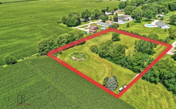 Pictures of Land, Multifamily property located at 1822 N 2729th Road, Ottawa, IL 61350 for sales - image #1