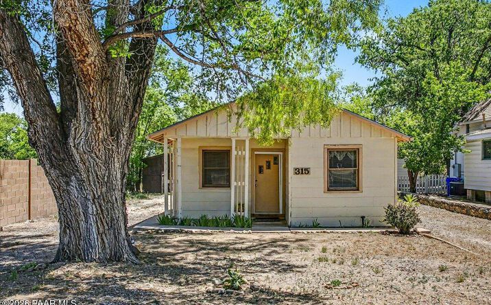 Pictures of Multifamily property located at 315 Garden Street, Prescott, AZ 86305 for sales - image #1