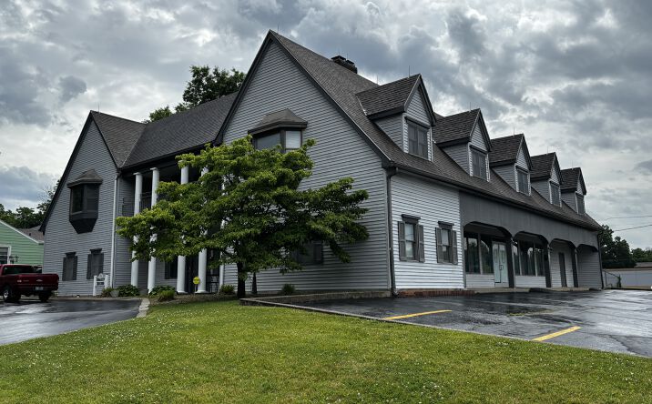Pictures of Retail property located at 205 Grandview Drive, Frankfort, KY 40601 for sales - image #1