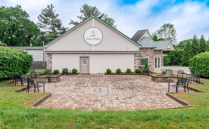 Pictures of Special Purpose property located at 1008 Commerce Blvd, Bardstown, KY 40004 for sales - image #1