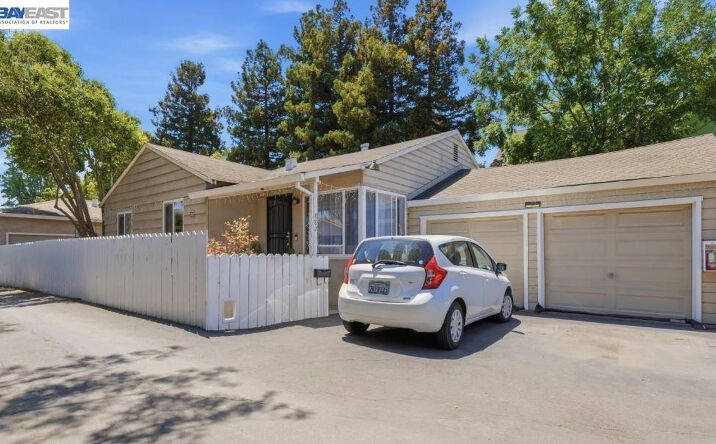 Pictures of Multifamily property located at 882 Tennyson Rd, Hayward, CA 94544 for sales - image #1
