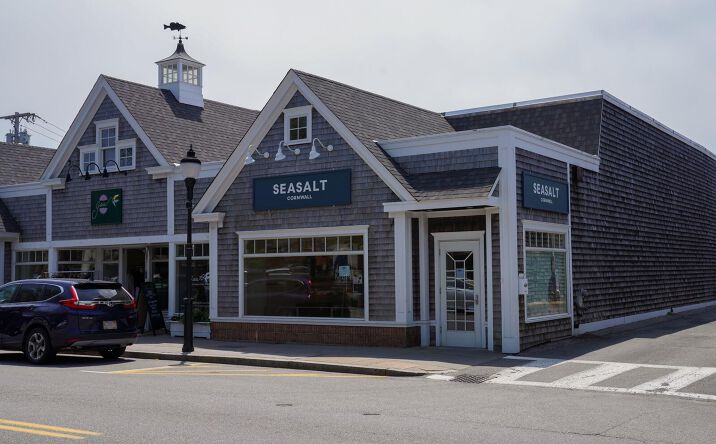 Pictures of Retail property located at 199 Main Street, Falmouth, MA 02540 for sales - image #1