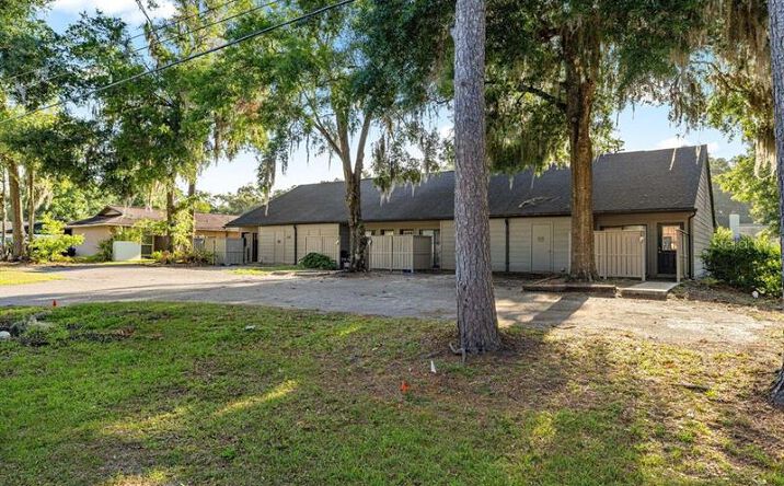 Pictures of Multifamily property located at 4111 SE 22nd Avenue, Ocala, FL 34480 for sales - image #1