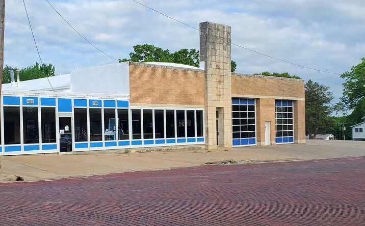 Pictures of Retail, Industrial, Mixed Use property located at 306 New York Avenue, Holton, KS 66436, 311 New York Avenue, Holton, KS 66436 for sales - image #1
