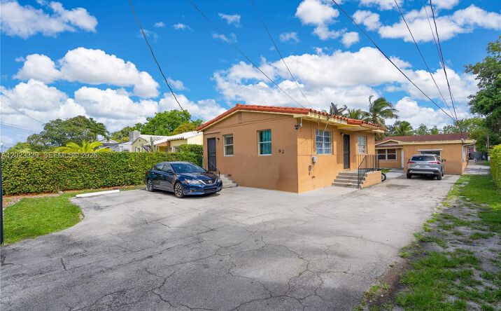 Pictures of Multifamily property located at 94 NW 69th St, Miami, FL 33150 for sales - image #1