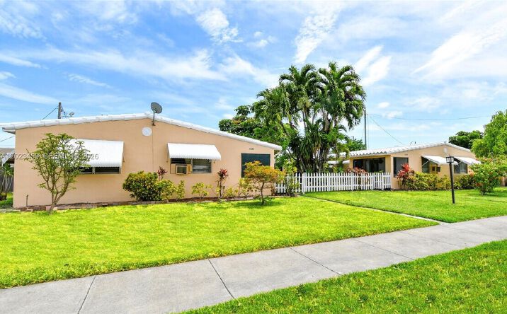 Pictures of Multifamily property located at 1730-1734 Fletcher St, Hollywood, FL 33020 for sales - image #1