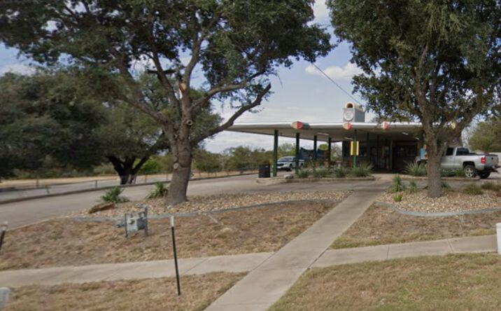 Pictures of Retail property located at 706 S US Hwy 77, Abilene, TX 77995 for sales - image #1