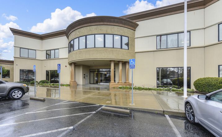 Pictures of Office property located at 9401 E STOCKTON BLVD, ELK GROVE, CA 95624-5050 for sales - image #1