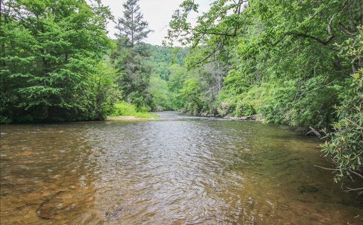 Tate Cove Road, Hayesville
