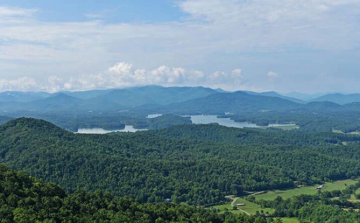 #28 Double Knob Drive E, Hayesville