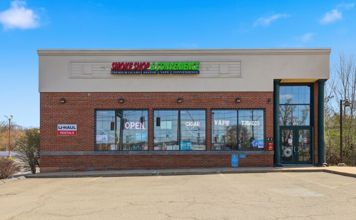 Pictures of Retail property located at 613 QUEEN ST, SOUTHINGTON, CT 06489-1504 for sales - image #1