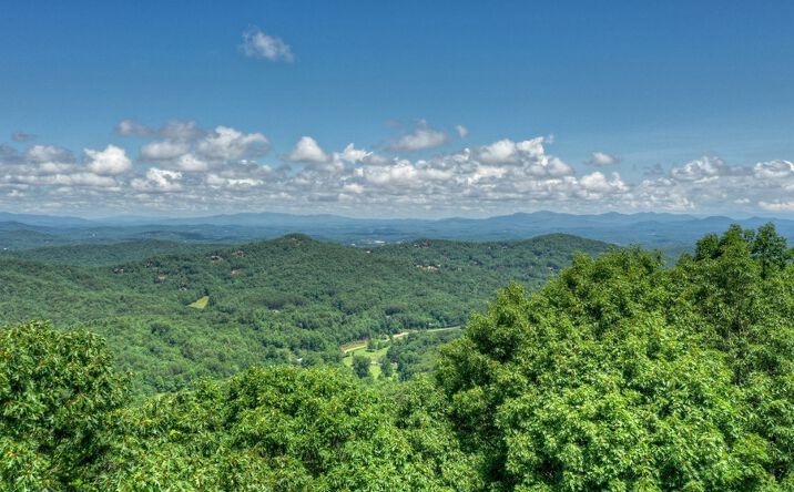 LT 26 Aska's Grand Vista, Blue Ridge