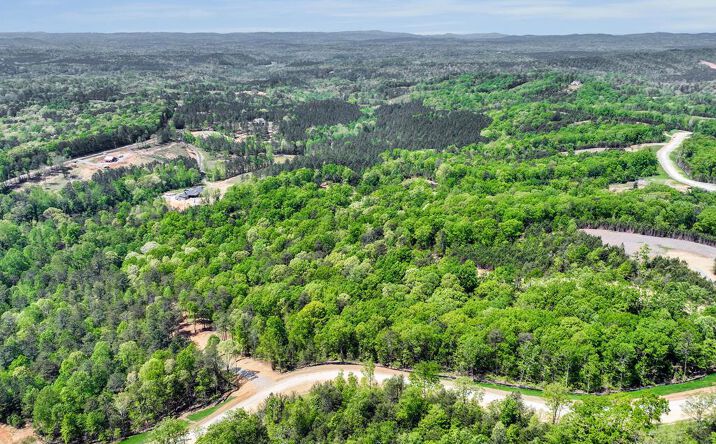 183 Lookout Valley Trail, Talking Rock